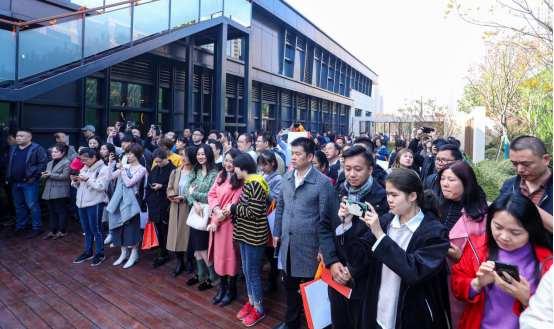 云境赫启，非凡共鉴丨三金中粮祥云美学样板间倾城开放！