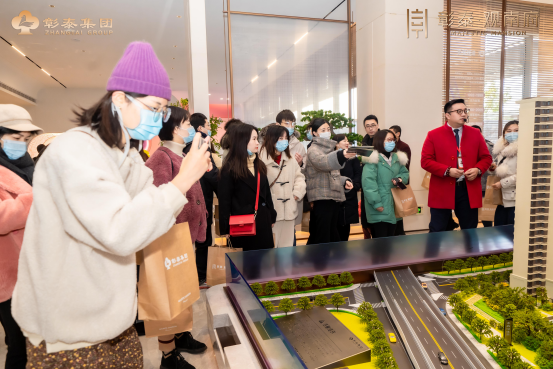 此刻世界 一起观南  ——彰泰·观南府美学示范中心盛世开启