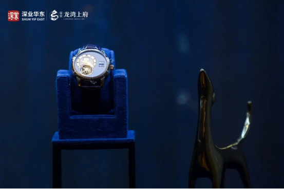 河西龙湾 湾居生活 | 千万名表助阵，千人争睹深业龙湾上府耀世公开