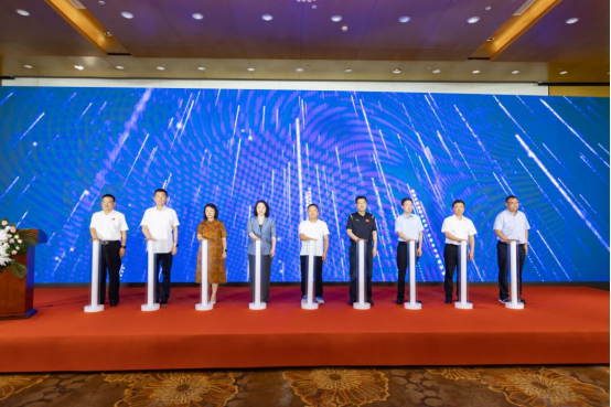 “扬子江药业杯” 2023年全省职工掼蛋大赛盛大启动