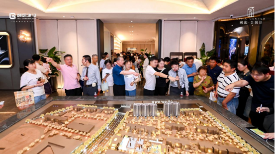 人气爆棚！颐和·金陵印示范区公开！样板间首次曝光...